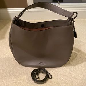 Coach large hobo in grey leather.